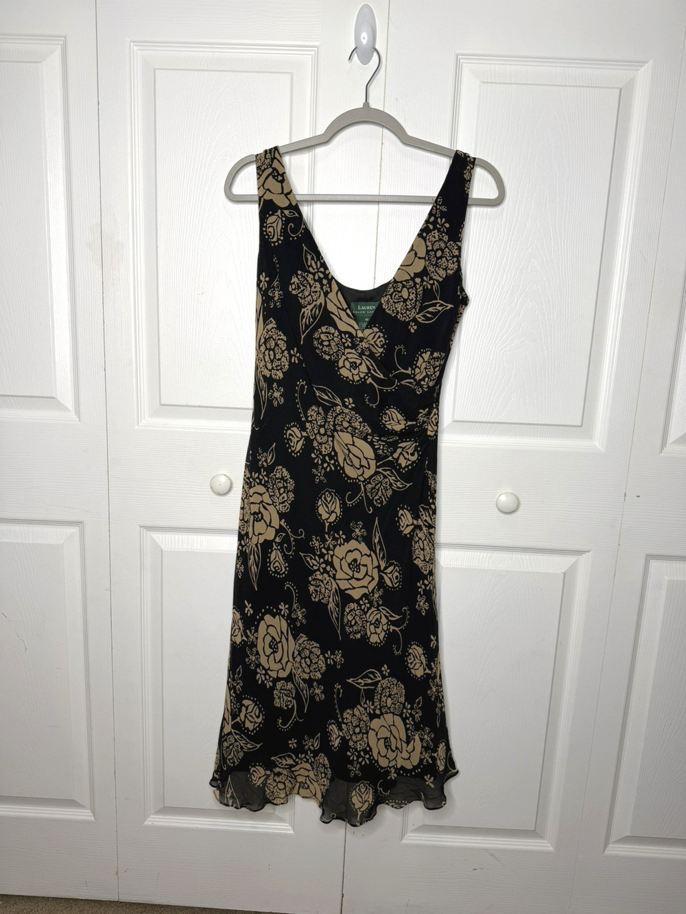 Vintage Ralph Lauren Dress Women 10 Black Floral Silk A-line Sleeveless V-Neck